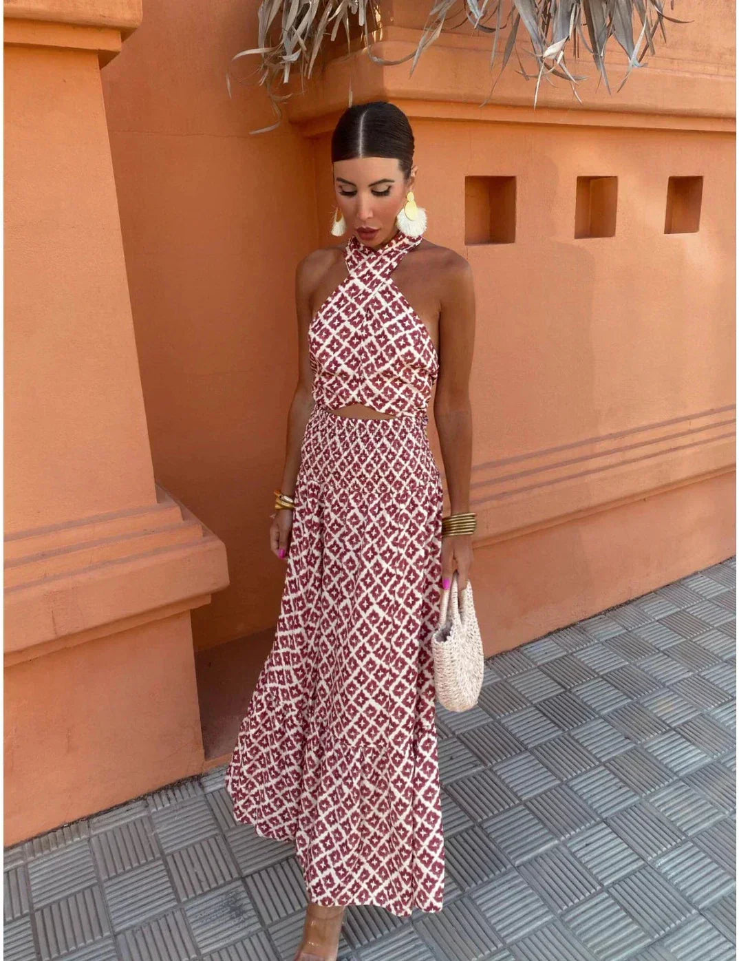 Mickay – Sophisticated Ruched Off-Shoulder Dress